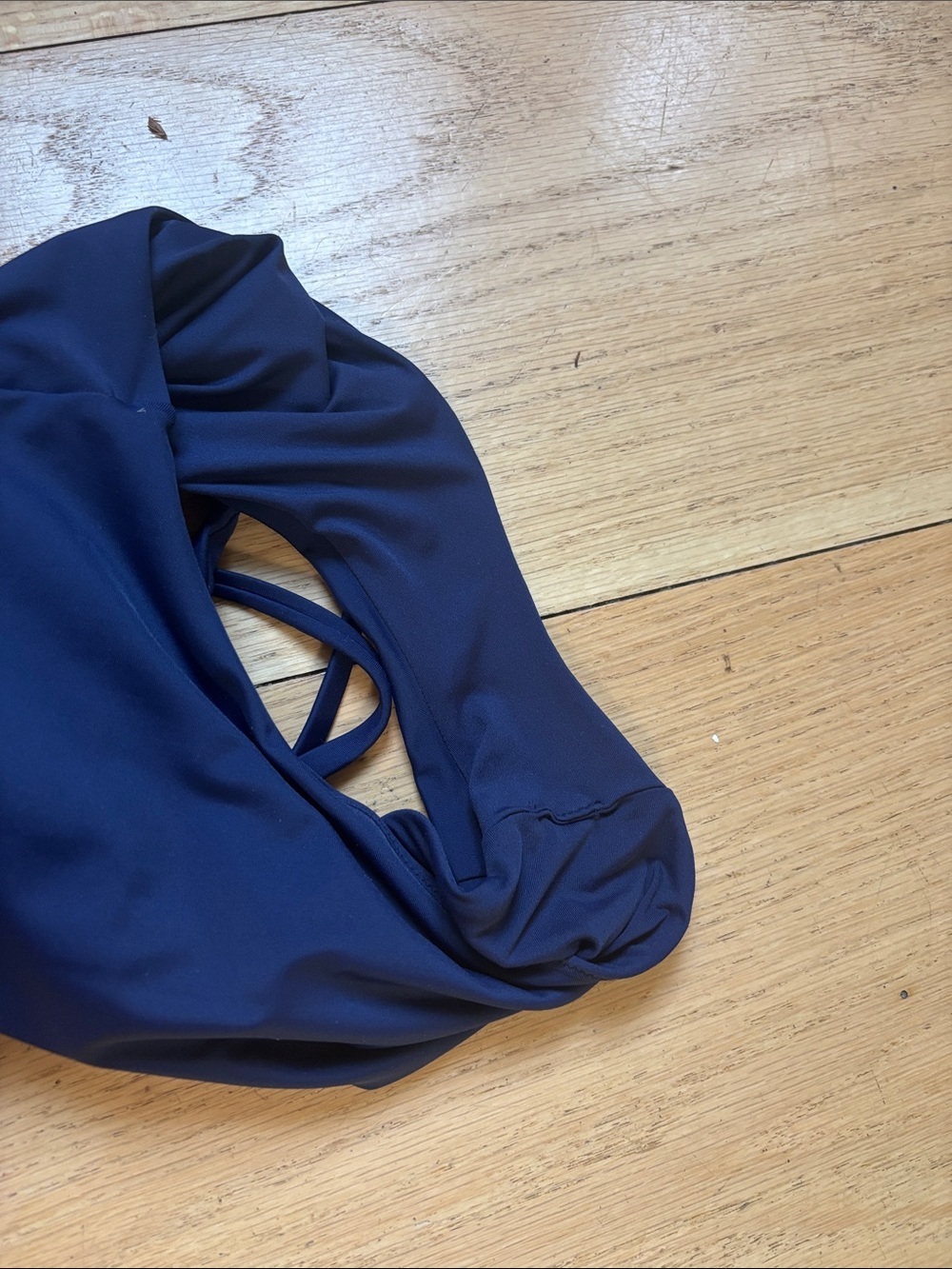 Quince Italian Cut-Out One-Piece Swimsuit
Size Medium | Deep Navy - Picture 8 of 8